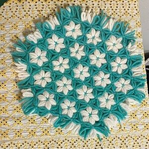 *Handmade* Large Floral Crotchet Pot Holder/Trivet